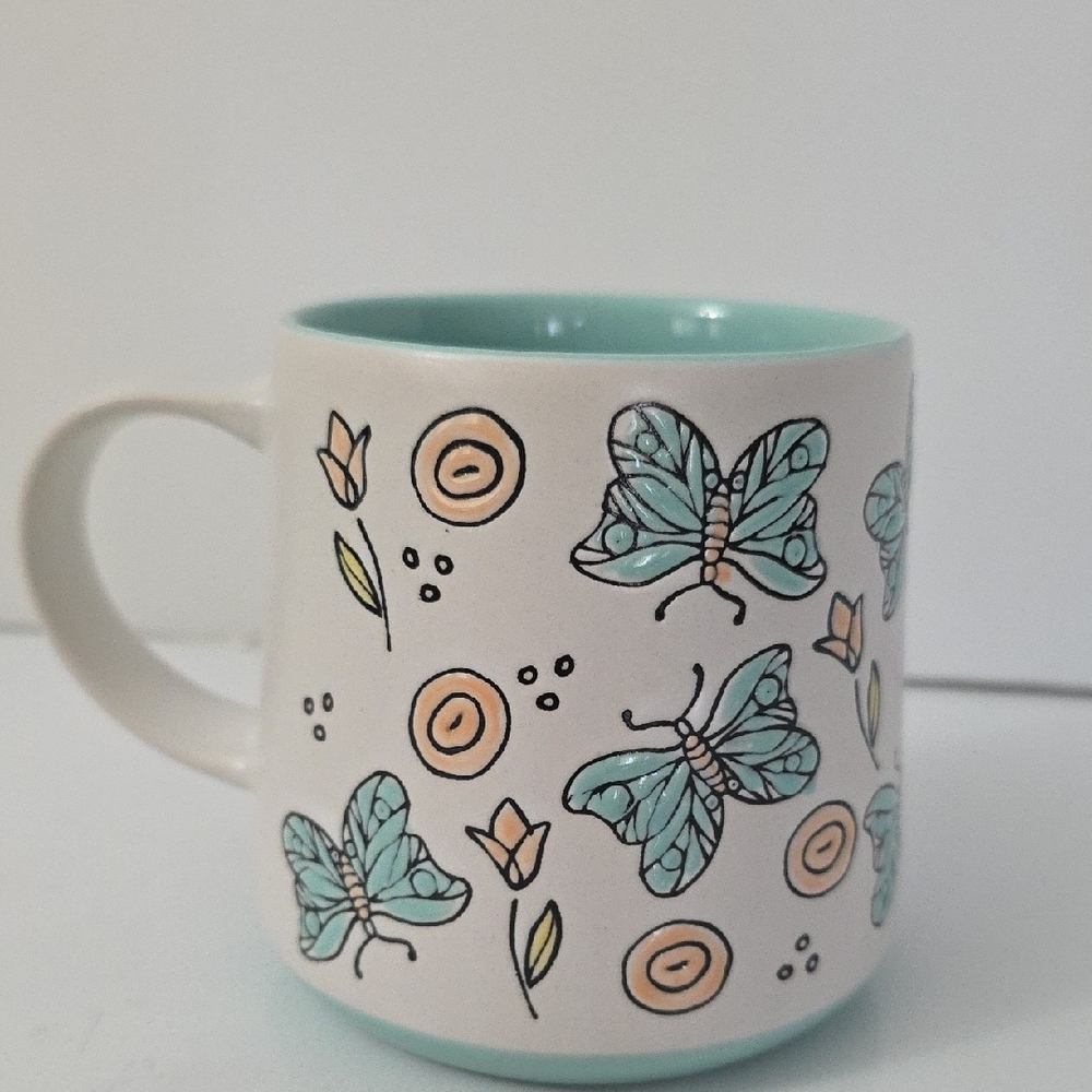 Spectrum Designz Butterfly Pattern Mug, NWOT - Picture 2 of 4
